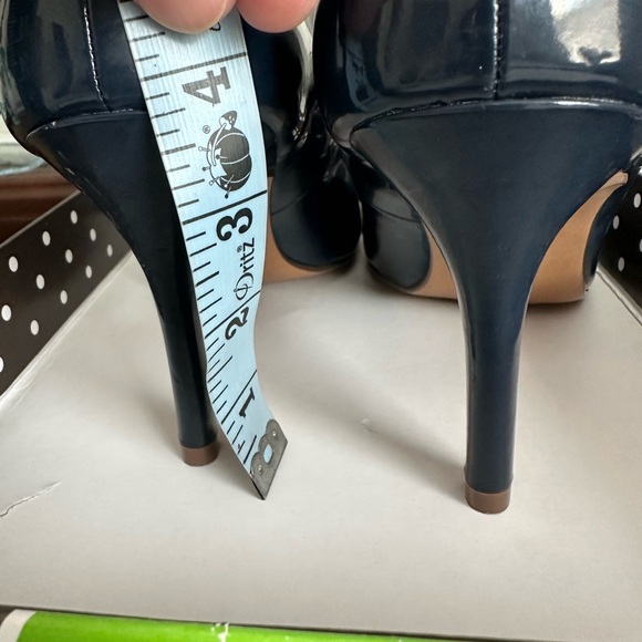 Kelly & Katie navy patent high heel shoes . - Picture 2 of 8